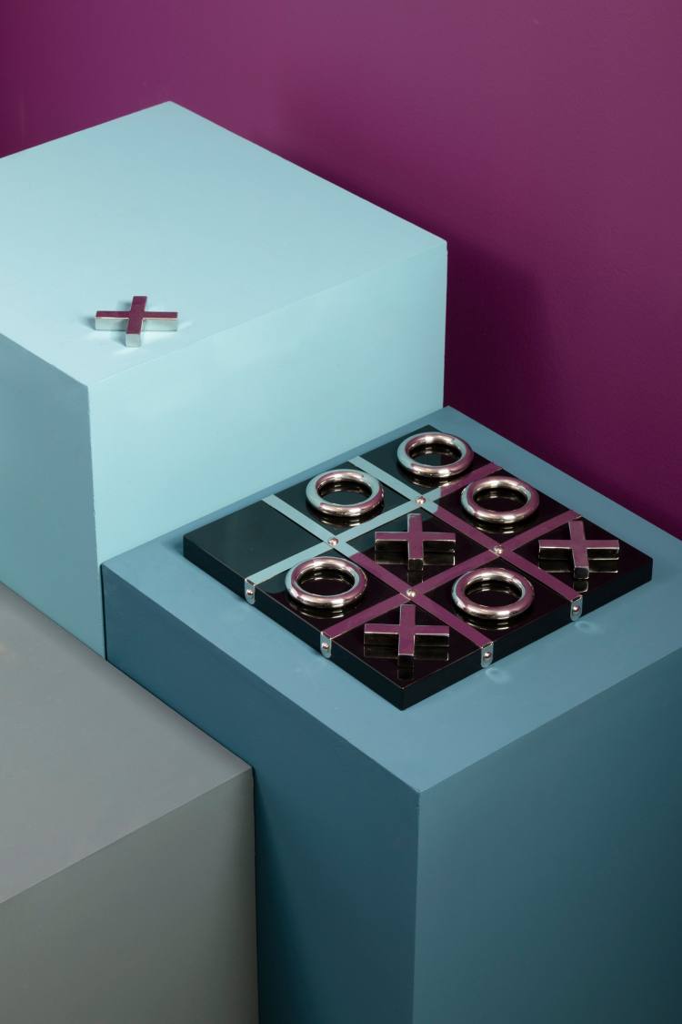 Prestige Noughts and Crosses Set