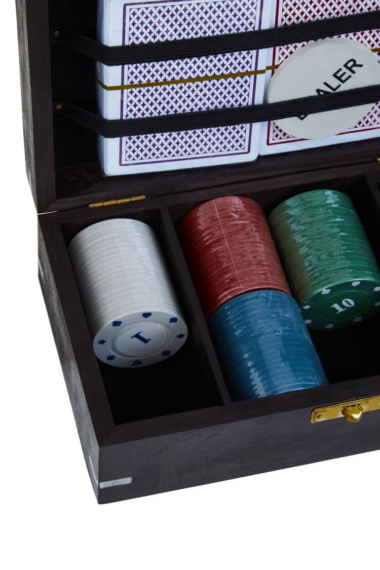 Wellington Black Wood Poker Set