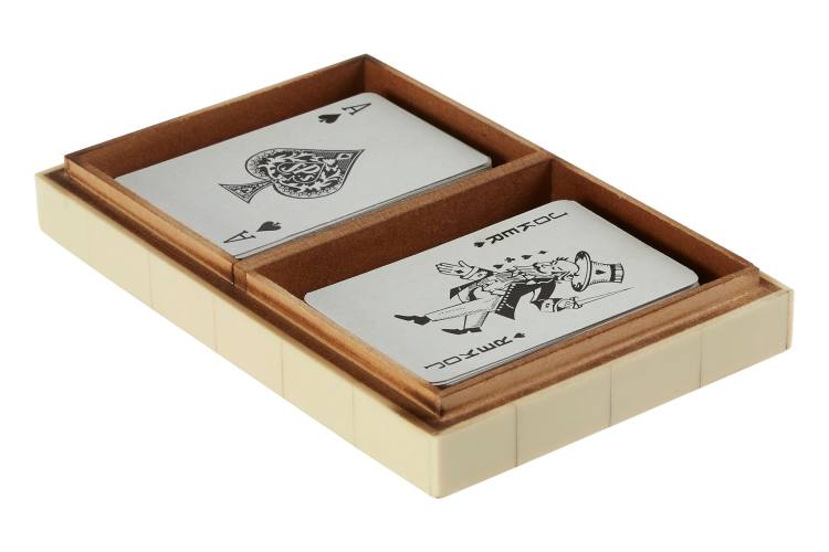 Wellington Cream Playing Cards Box With Cards