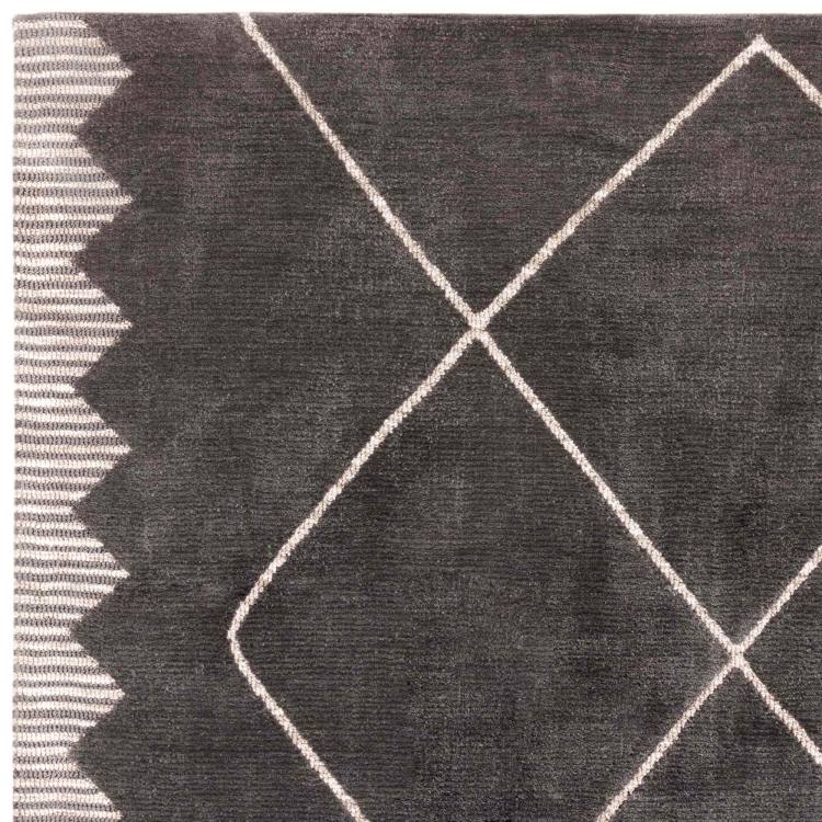 Rivara Black Geometric Rug